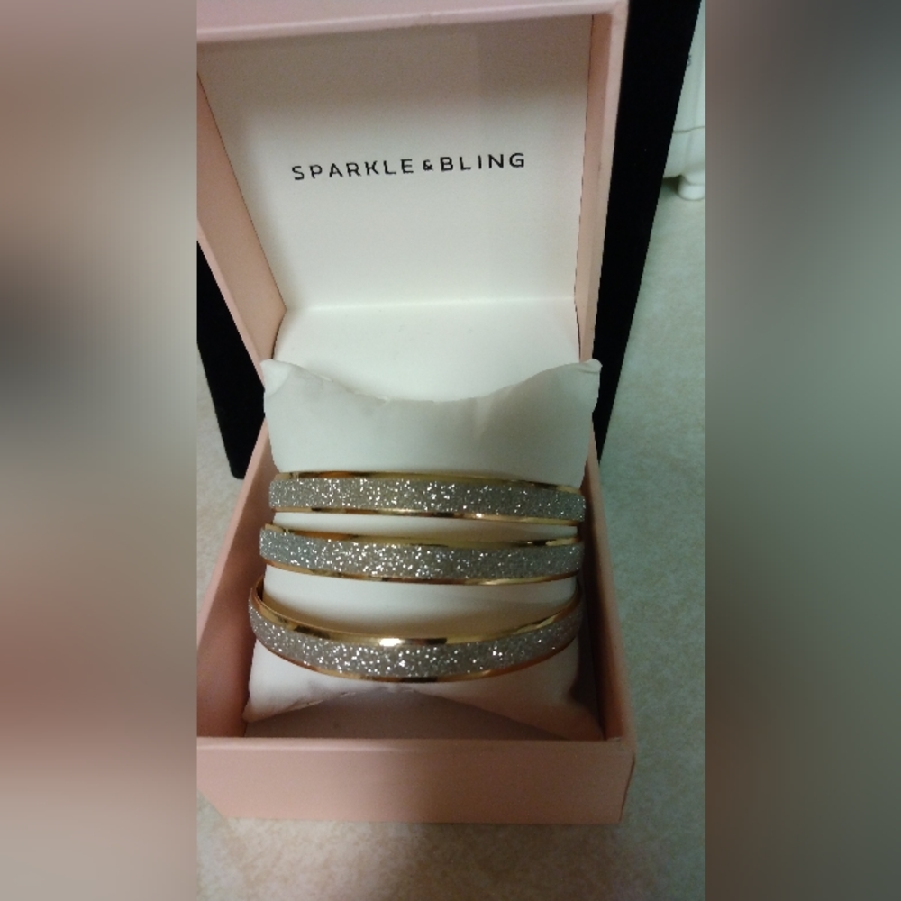 Sparkle and Bling bangle bracelets - Picture 2 of 3